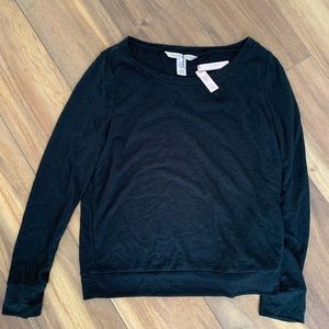 Victoria’s Secret black thin long sleeve top